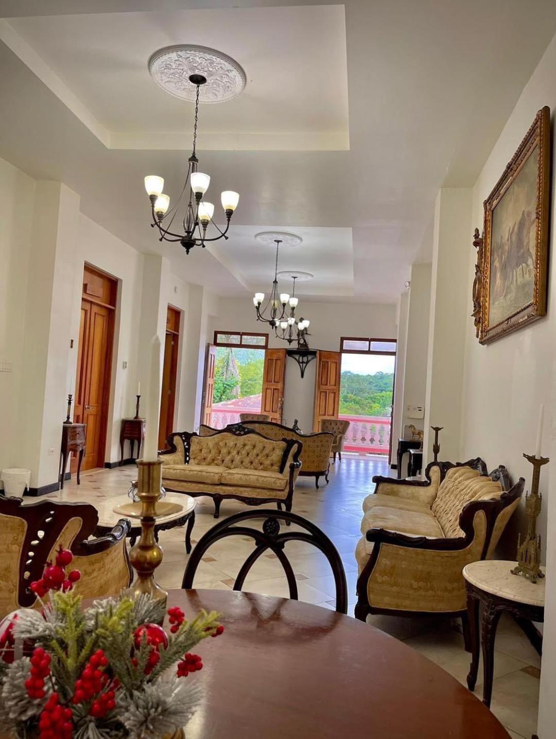 Hotel Libertad Lares Extérieur photo